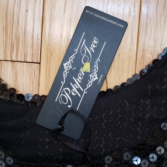 Sequence Mini Dress with flower design - Picture 7 of 8